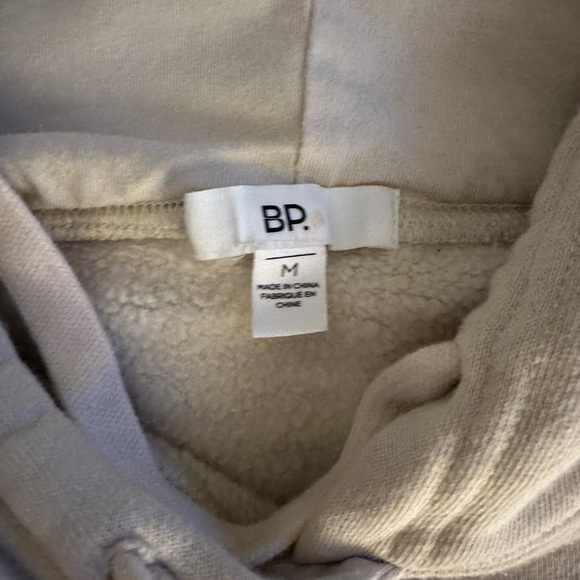 B.P. Cropped Sweatshirt (Ivory - size M) - Picture 2 of 4